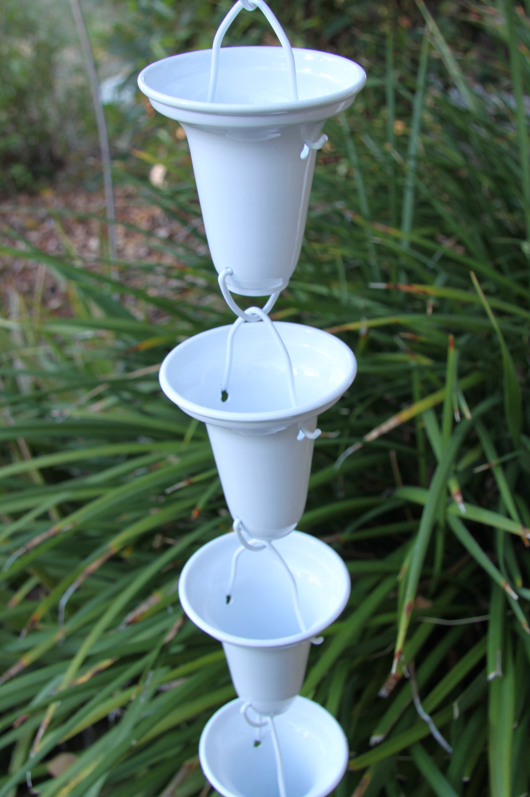 Flared Cups in White Color for Rain Gutter